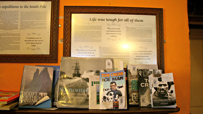 Memories inside the South Pole Inn aangeboden door <a href="http://www.flickr.com/photos/yotababy/" >Yotababy</a>