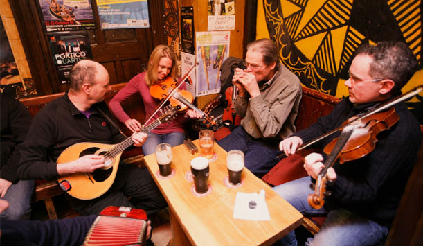 irish folk music pub