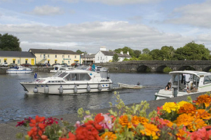 Carrick-on-Shannon Hotels | Find & compare great - Trivago